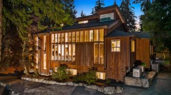 25011 Ferguson Avenue  Maple Ridge, BC V2W 1H4