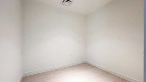 1211-8611 Hazelbridge Way, Richmond, BC 