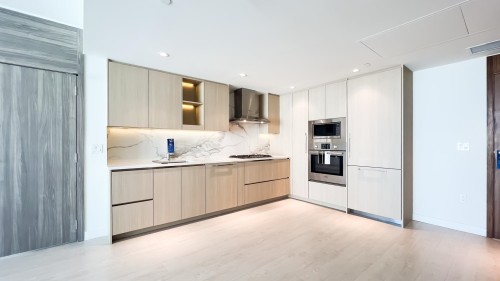 1211-8611 Hazelbridge Way, Richmond, BC 