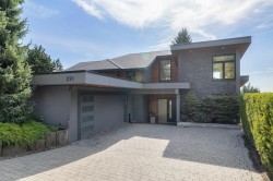 291 Monteray Avenue  North Vancouver, BC V7N 3E7