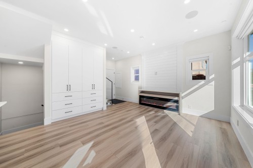 4318 Nanaimo Street, Vancouver, BC 