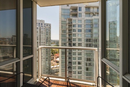 2802-193 Aquarius Mews, Vancouver, BC 