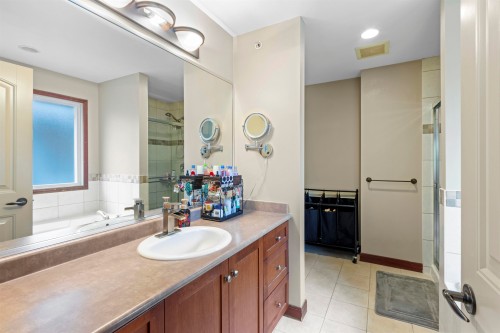 11338 240A Street, Maple Ridge, BC 