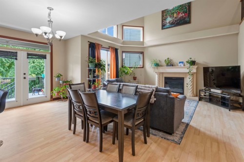 11338 240A Street, Maple Ridge, BC 