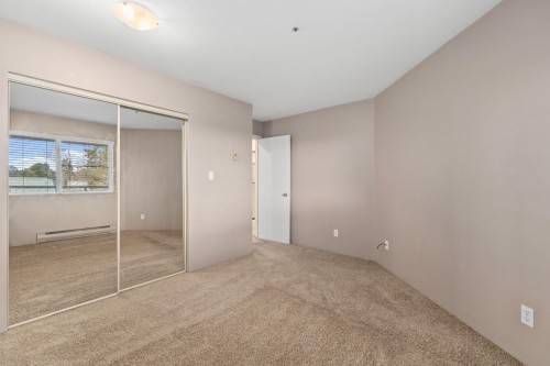 304-918 Roderick Avenue, Coquitlam, BC 