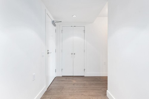 1208-3007 Glen Drive, Coquitlam, BC 