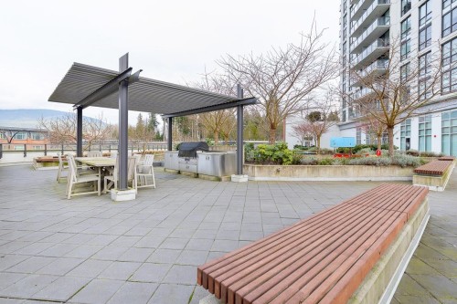 1208-3007 Glen Drive, Coquitlam, BC 