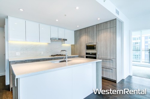 1300-3200 Corvette Way, Richmond, BC 