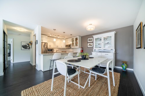 413-1385 Draycott Road, North Vancouver, BC 