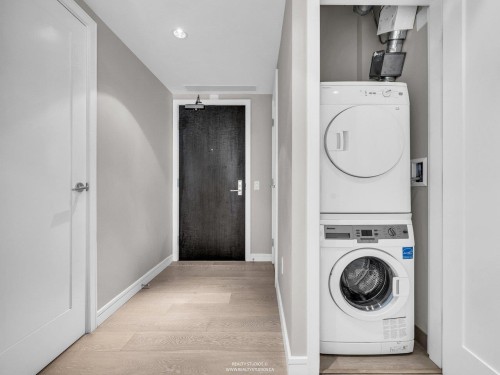 905-1221 Bidwell Street, Vancouver, BC 