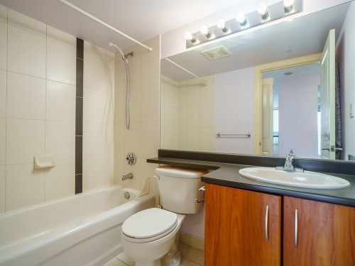 2409-3663 Crowley Drive, Vancouver, BC 