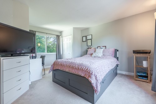 12492 205 Street, Maple Ridge, BC 