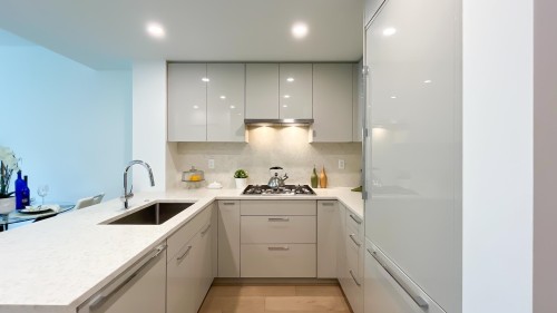 207-5058 Cambie Street, Vancouver, BC 