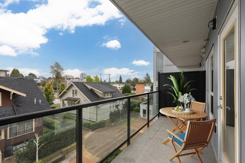 302-809 Fourth Avenue, New Westminster, BC 