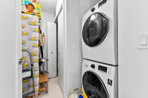 7599 Yukon Street, Vancouver, BC 