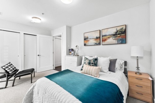 7599 Yukon Street, Vancouver, BC 