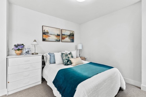 7599 Yukon Street, Vancouver, BC 