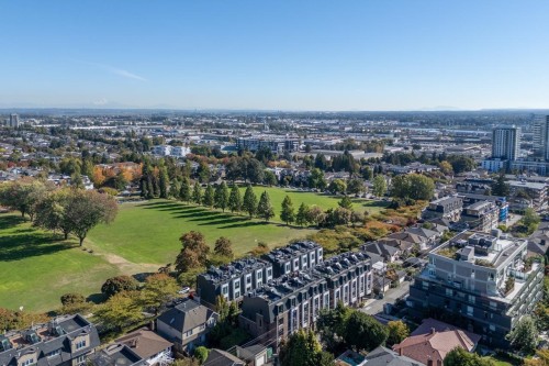 7599 Yukon Street, Vancouver, BC 