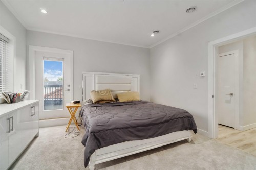 2577 Parker Street, Vancouver, BC 