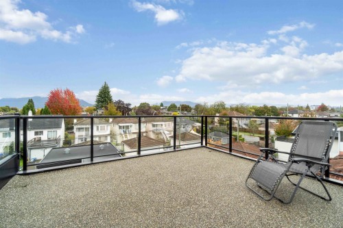 2577 Parker Street, Vancouver, BC 