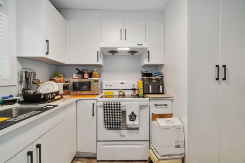 2577 Parker Street, Vancouver, BC 