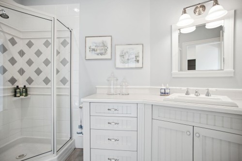 4668 Headland Drive, West Vancouver, BC 