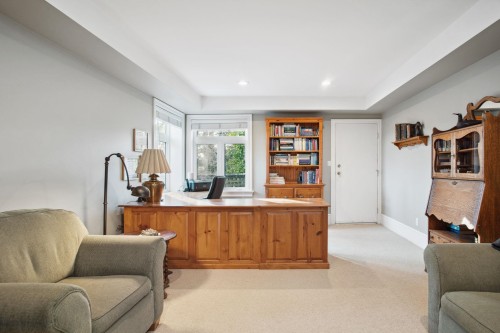 4668 Headland Drive, West Vancouver, BC 