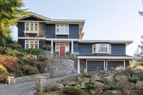 4668 Headland Drive, West Vancouver, BC 