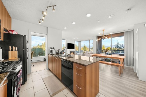 503-7108 Collier Street, Burnaby, BC 