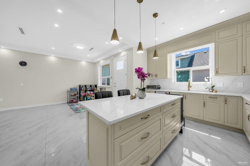 2936 2Nd Avenue E, Vancouver, BC 