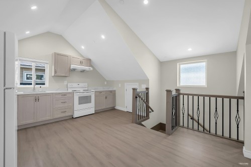 2936 2Nd Avenue E, Vancouver, BC 