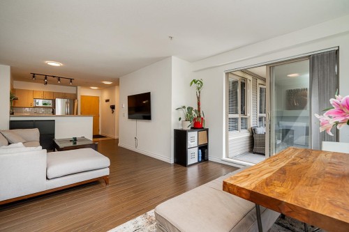 217-801 Klahanie Drive, Port Moody, BC 