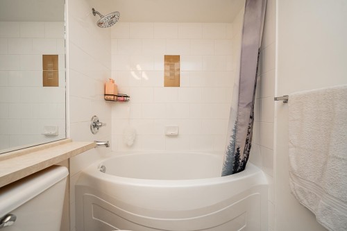 217-801 Klahanie Drive, Port Moody, BC 