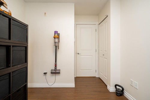 217-801 Klahanie Drive, Port Moody, BC 