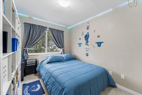 22337 Sharpe Avenue, Richmond, BC 