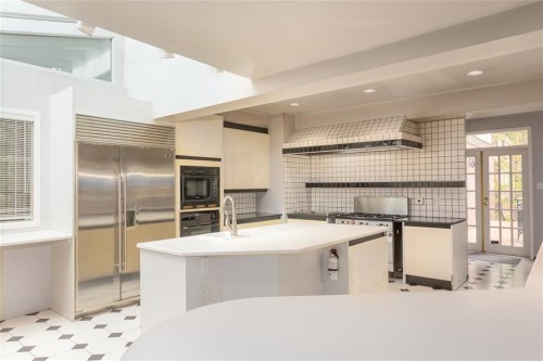 4777 W 2Nd Avenue, Vancouver, BC 