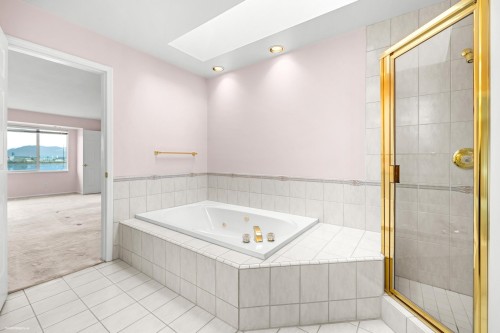 3600 River Road, Richmond, BC 