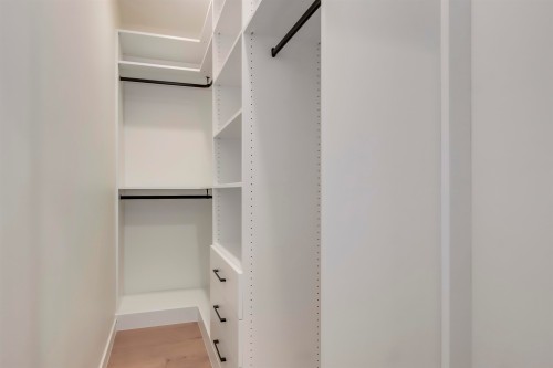 2698 5Th Avenue E, Vancouver, BC 