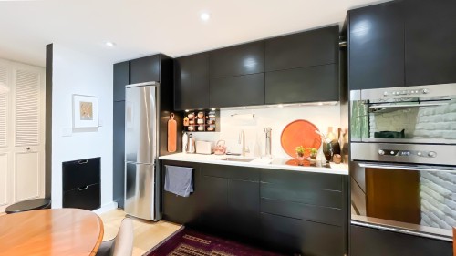 205-3264 Oak Street, Vancouver, BC 