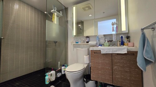 809-777 Richards Street, Vancouver, BC 