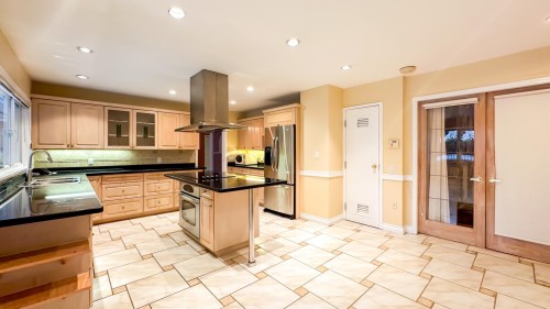 3522 Marine Drive Sw, Vancouver, BC 