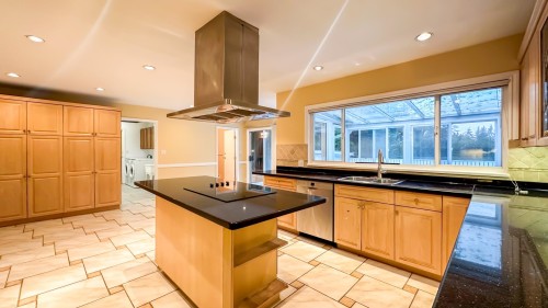 3522 Marine Drive Sw, Vancouver, BC 