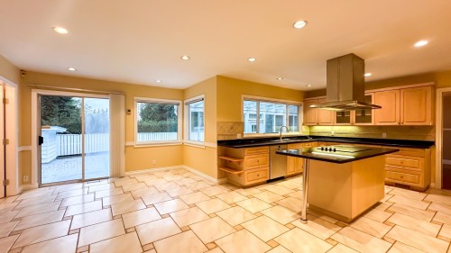 3522 Marine Drive Sw, Vancouver, BC 