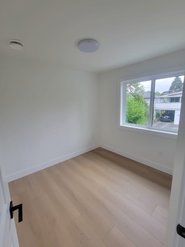 4-6765 Kitchener Street, Burnaby, BC 