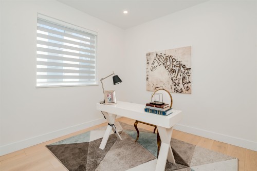 3321 37Th Avenue W, Vancouver, BC 