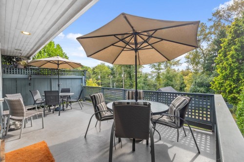 723 4Th Street E, North Vancouver, BC 