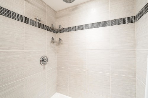 201-1995 Beach Avenue, Vancouver, BC 