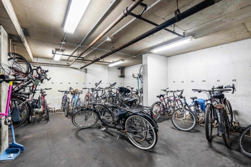 201-1995 Beach Avenue, Vancouver, BC 