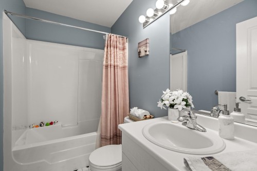 10071 240A Street, Maple Ridge, BC 