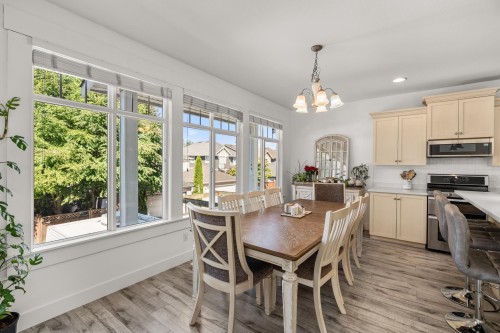 10071 240A Street, Maple Ridge, BC 